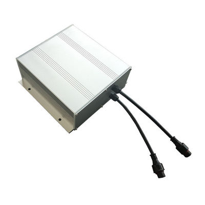 LFPの太陽街灯12.8V 10Ah LiFePO4電池のパック3A MAX充満流れ